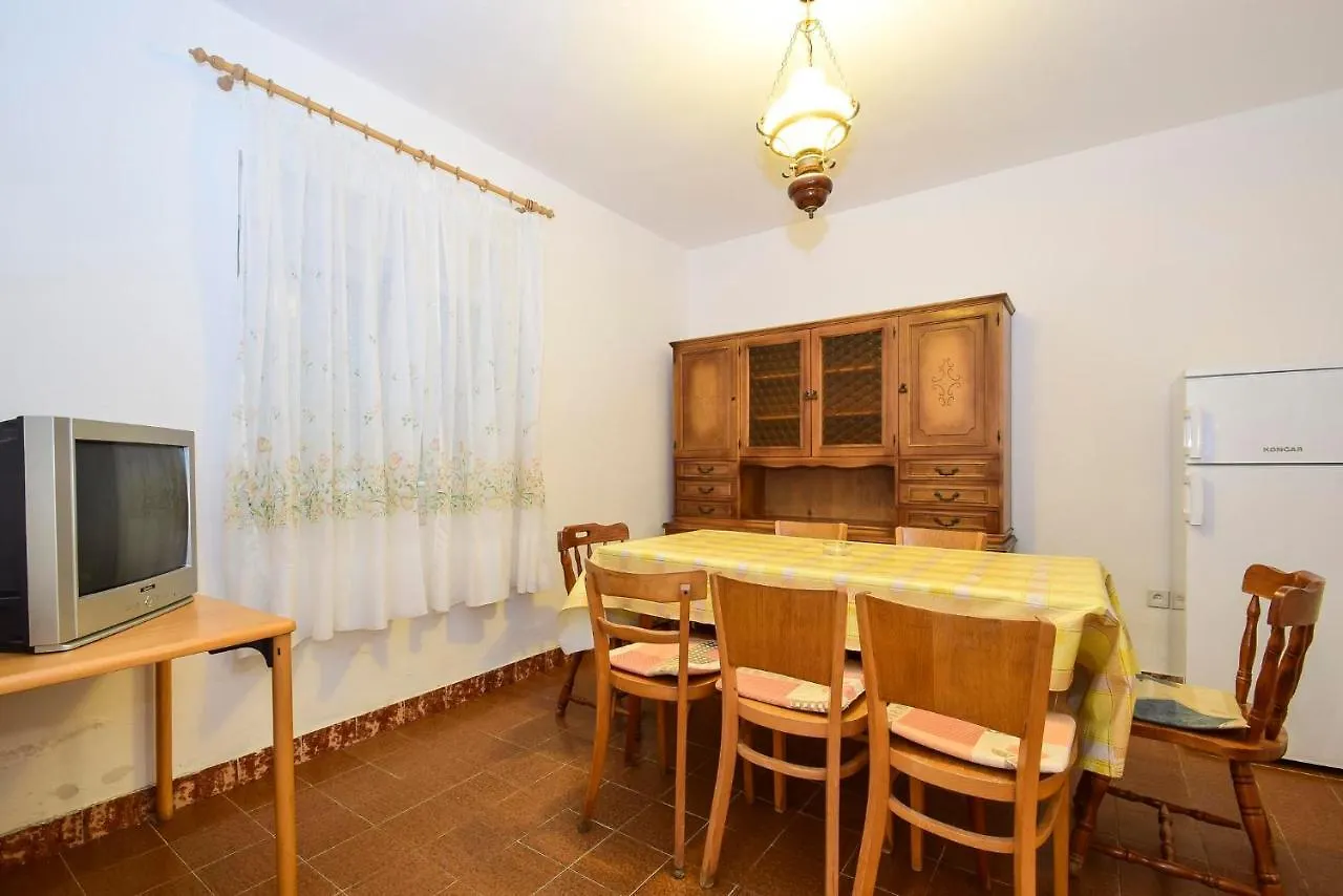 Guest house Apartments Silvana 597