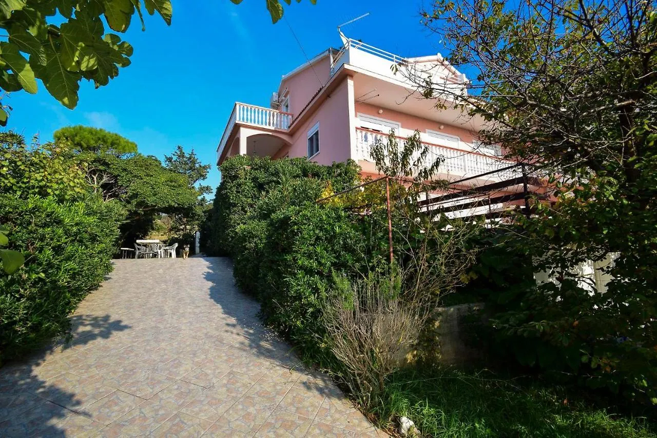 Apartments Silvana 597 3*, Vlasici Croatia